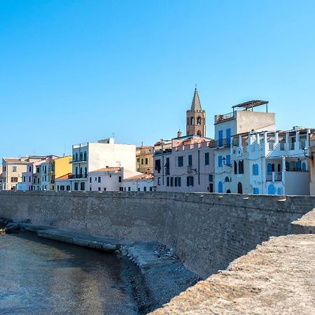 Carlo Alberto Apartment, Alghero Old Town, Near The Beach Extérieur photo