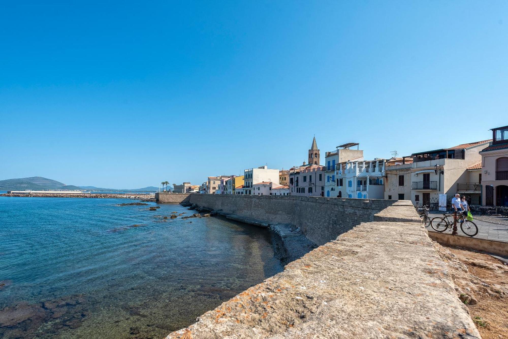 Carlo Alberto Apartment, Alghero Old Town, Near The Beach Extérieur photo