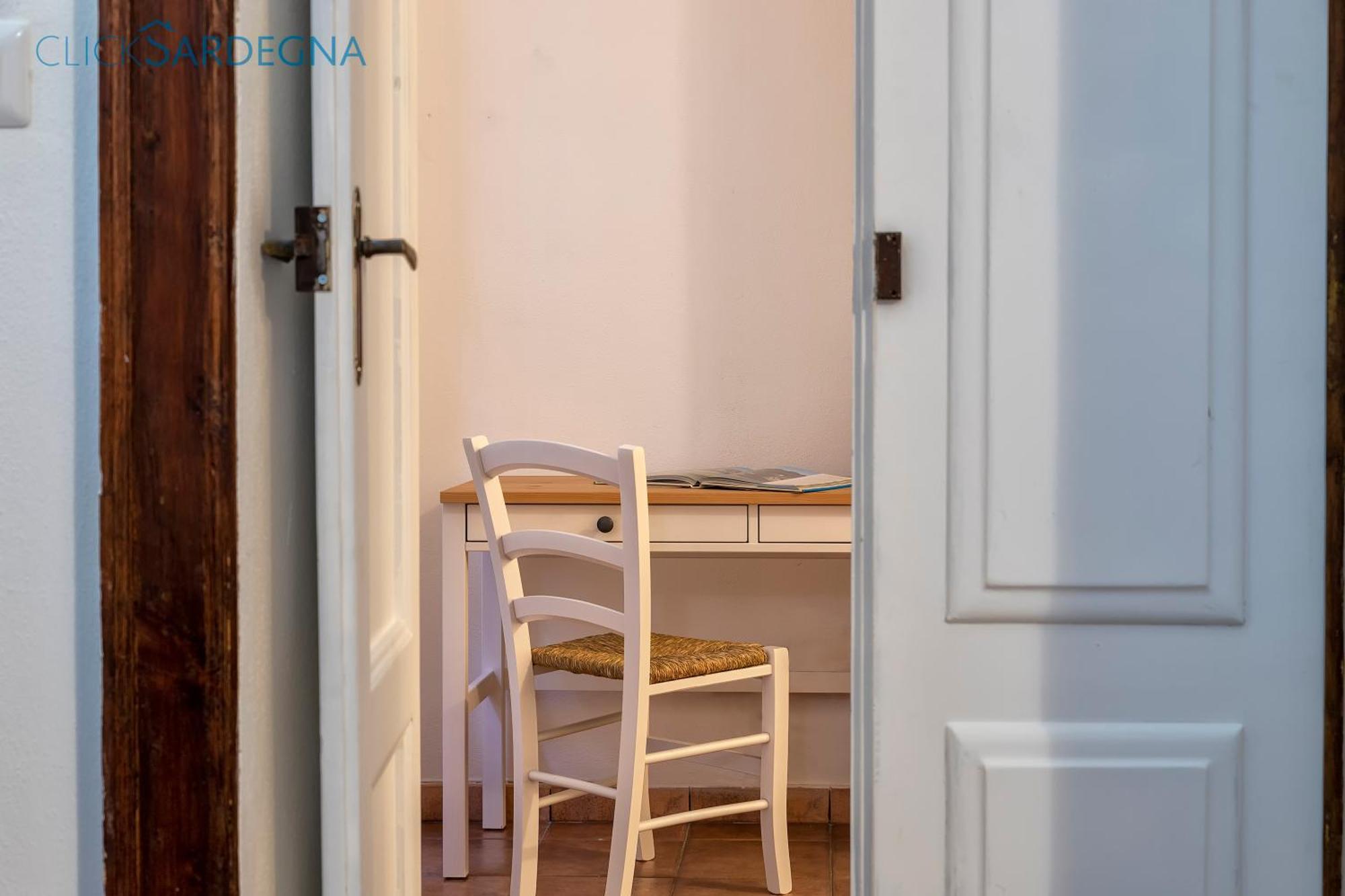 Carlo Alberto Apartment, Alghero Old Town, Near The Beach Extérieur photo